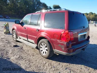 2004 Lincoln Navigator Luxury with VIN 5LMFU27R64LJ13317, listed as a IAAI auction lot 40598909 with 240,131 mi miles. Bid and sale history available at carsss.com. Image 3.