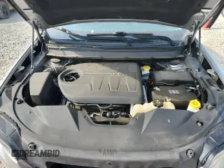 2019 Jeep Cherokee Latitude with VIN 1C4PJLCX2KD485291, listed as a Copart auction lot 60484795 with 76,163 mi miles and Salvage title. Bid and sale history available at DreamBid. Image 12.