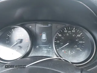 2017 Nissan Rogue SV z VIN JN8AT2MT0HW388730, wystawiony jako IAAI lot #42289935 z przebiegiem 124 943 mil mil oraz . Historia ofert i sprzedaży dostępna na DreamBid. Obrazek 7.