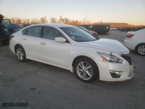 2013 Nissan Altima 2.5 SV with VIN 1N4AL3AP8DN489223, listed as a Copart auction lot 47991175 with 45,761 mi miles and Salvage Title. Bid and sale history available at carsss.com. Image 4.