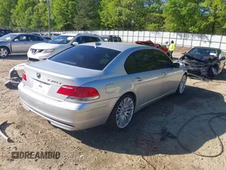 2008 BMW 7 Series 750Li with VIN WBAHN83528DT79949, listed as a IAAI auction lot 42016474 with 252,573 mi miles and . Bid and sale history available at carsss.com. Image 4.