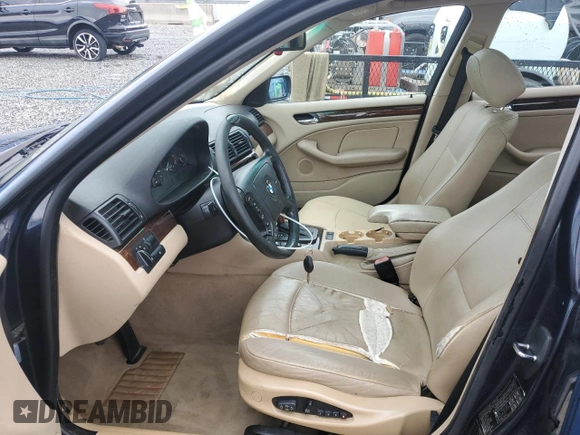2000 BMW 3 Series 323i with VIN WBAAM3347YCA92579, listed as a Copart auction lot 60823235 with 216,510 mi miles and Salvage title. Bid and sale history available at DreamBid. Image 7.