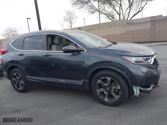 2019 Honda CR-V Touring with VIN 7FARW1H92KE014019, listed as a IAAI auction lot 41691555 with 32,635 mi miles. Bid and sale history available at carsss.com. Image 13.
