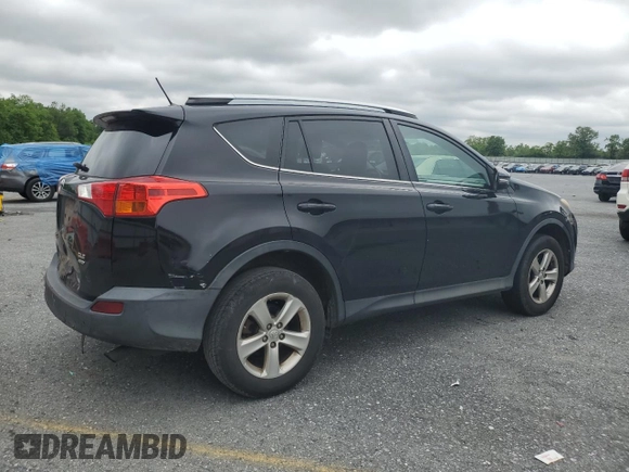 2013 Toyota RAV4 XLE с VIN 2T3RFREV6DW044911, выставлен на аукционе Copart как лот 58732665 с пробегом 216 777 миль миль и Списание • Salvage title. История ставок и продаж доступна на DreamBid. Изображение 3.