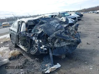 2016 Toyota Avalon Limited z VIN 4T1BK1EB3GU202090, wystawiony jako IAAI lot #35732479 z przebiegiem Nie podano mil oraz . Historia ofert i sprzedaży dostępna na DreamBid. Obrazek 1.