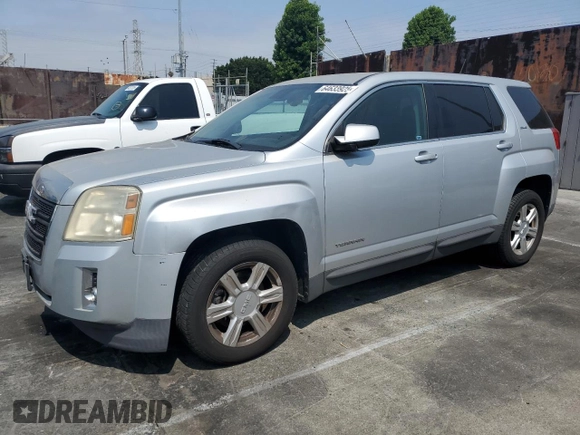 2014 GMC Terrain SLE z VIN 2GKALMEK5E6240791, wystawiony jako Copart lot #64633925 z przebiegiem 146 350 mil mil oraz Czysty tytuł • Clean title. Historia ofert i sprzedaży dostępna na DreamBid. Obrazek 1.