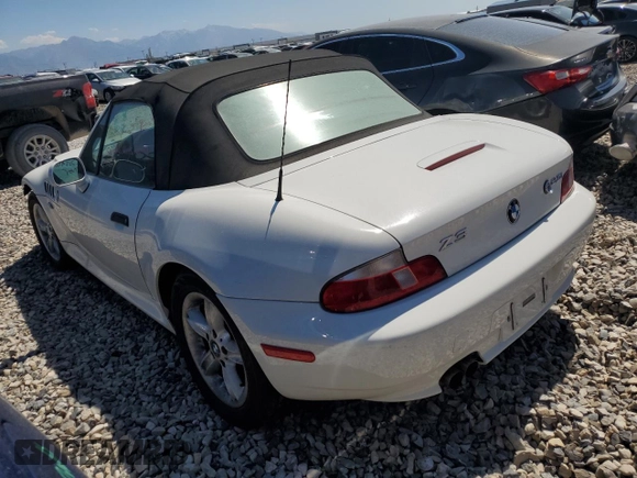 2002 BMW Z3 2.5i with VIN 4USCN33472LM06240, listed as a Copart auction lot 66478484 with 60,082 mi miles and Salvage Title. Bid and sale history available at carsss.com. Image 2.