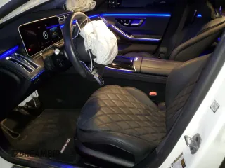 2023 Mercedes-Benz S-Class S 580 with VIN W1K6G7GB7PA236919, listed as a Copart auction lot 84039304 with 4,854 mi miles and Salvage Title. Bid and sale history available at carsss.com. Image 7.
