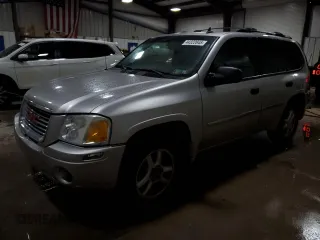 2007 GMC Envoy SLT with VIN 1GKDT13S572310014, listed as a Copart auction lot 44322845 with 152,489 mi miles and Salvage Title. Bid and sale history available at carsss.com. Image 1.