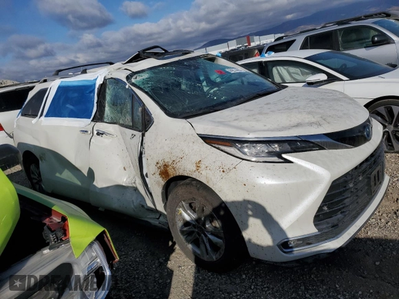 2021 Toyota Sienna Limited with VIN 5TDZRKEC0MS050234, listed as a Copart auction lot 44274465 with 71,644 mi miles and Salvage Title. Bid and sale history available at carsss.com. Image 4.