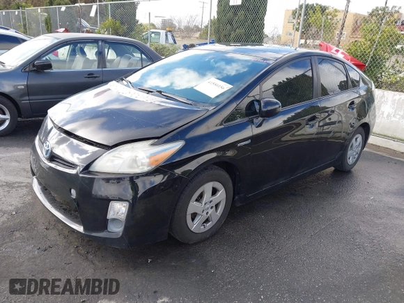 2010 Toyota Prius II with VIN JTDKN3DU2A0197960, listed as a IAAI auction lot 41550156 with 172,851 mi miles. Bid and sale history available at carsss.com. Image 2.