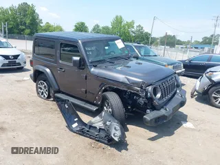 2025 Jeep Wrangler Sport S with VIN 1C4PJXANXSW532595, listed as a IAAI auction lot 42581101 with 817 mi miles and . Bid and sale history available at DreamBid. Image 1.