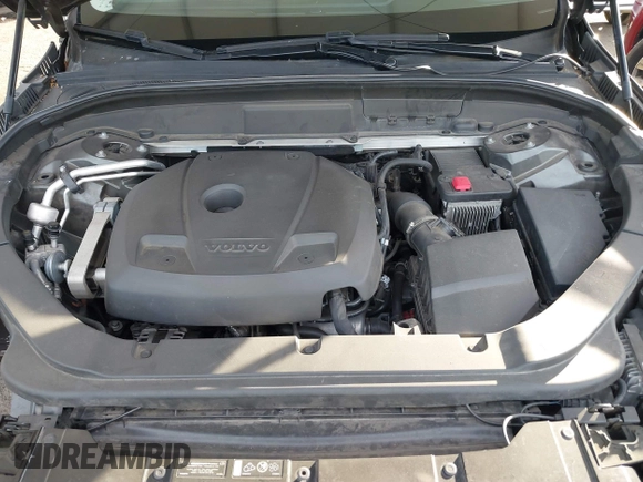 2019 Volvo XC60 Momentum with VIN LYV102RKXKB196748, listed as a IAAI auction lot 41261328 with 74,925 mi miles and . Bid and sale history available at DreamBid. Image 10.