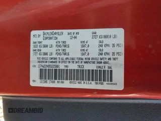 2005 Dodge Dakota с VIN 1D7HW22N95S225881, выставлен на аукционе Copart как лот 46940925 с пробегом 86 833 миль миль и Чистый • Clean title. История ставок и продаж доступна на DreamBid. Изображение 12.