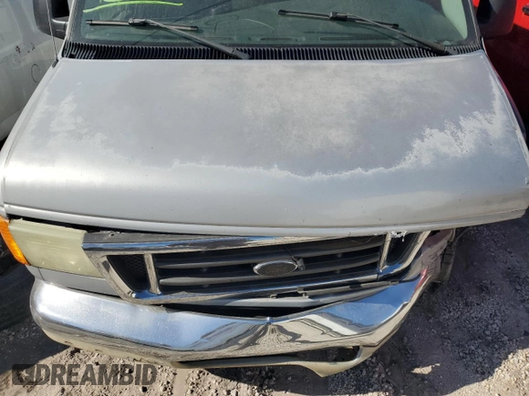 2004 Ford Econoline Passenger XL with VIN 1FMRE11L94HA90906, listed as a Copart auction lot 82408104 with Not provided miles and Non repairable. Bid and sale history available at DreamBid. Image 12.