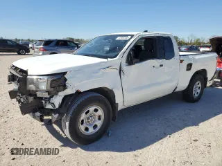 2024 Nissan Frontier S with VIN 1N6ED1CL6RN656660, listed as a Copart auction lot 49865365 with 26,140 mi miles and Salvage Title. Bid and sale history available at carsss.com. Image 1.