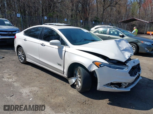 2018 Ford Fusion Energi SE with VIN 3FA6P0PU9JR105934, listed as a IAAI auction lot 41935227 with 149,863 mi miles. Bid and sale history available at carsss.com. Image 1.