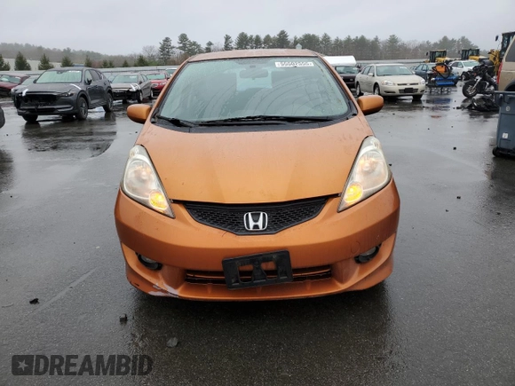 2011 Honda Fit Sport with VIN JHMGE8H52BS012400, listed as a Copart auction lot 55502555 with 146,008 mi miles and Clean Title. Bid and sale history available at DreamBid. Image 5.