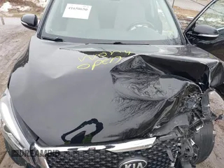 2018 Kia Sorento LX V6 with VIN 5XYPGDA5XJG419416, listed as a IAAI auction lot 41650650 with 95,897 mi miles. Bid and sale history available at carsss.com. Image 10.