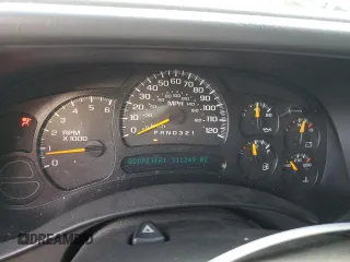 2006 Chevrolet Tahoe LS with VIN 1GNEC13VX6R136741, listed as a Copart auction lot 78556914 with 311,249 mi miles and Salvage Title. Bid and sale history available at carsss.com. Image 9.
