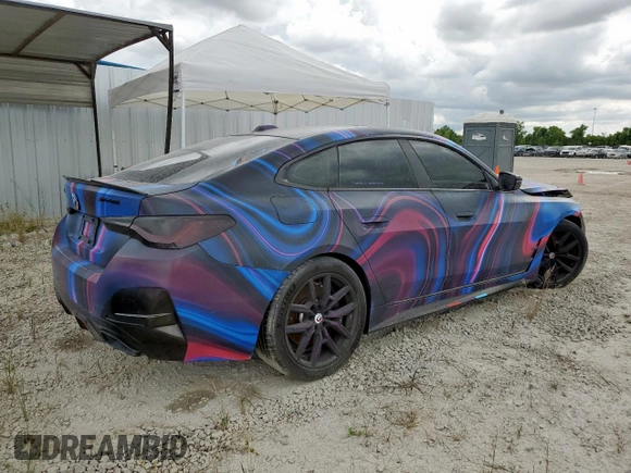 2022 BMW 4 Series M440i xDrive with VIN WBA13AW04NFM16353, listed as a Copart auction lot 61176795 with 39,619 mi miles and Salvage title. Bid and sale history available at DreamBid. Image 3.