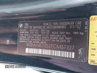 2007 BMW 5 Series 530i with VIN WBANE73527CM57227, listed as a IAAI auction lot 41724097 with 181,689 mi miles. Bid and sale history available at carsss.com. Image 9.