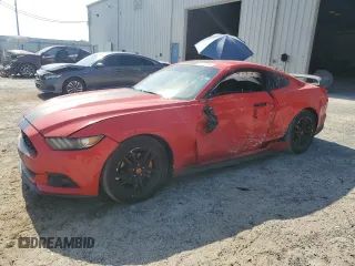 2016 Ford Mustang EcoBoost z VIN 1FA6P8TH3G5277282, wystawiony jako Copart lot #57699385 z przebiegiem 135 076 mil mil oraz Szkoda całkowita • Salvage title. Historia ofert i sprzedaży dostępna na DreamBid. Obrazek 1.