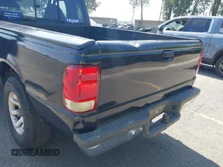 2000 Ford Ranger XL with VIN 1FTYR14V3YPB90285, listed as a IAAI auction lot 42085329 with 205,107 mi miles. Bid and sale history available at carsss.com. Image 18.