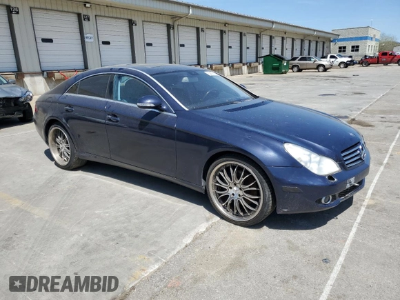 2007 Mercedes-Benz CLS 550 with VIN WDDDJ72X67A105461, listed as a Copart auction lot 53457615 with 9,376 mi miles and Clean title. Bid and sale history available at DreamBid. Image 4.