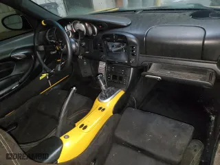 2002 Porsche 911 Carrera with VIN WP0AA29922S620855, listed as a Copart auction lot 81304144 with 0 mi miles and Salvage Title. Bid and sale history available at carsss.com. Image 8.