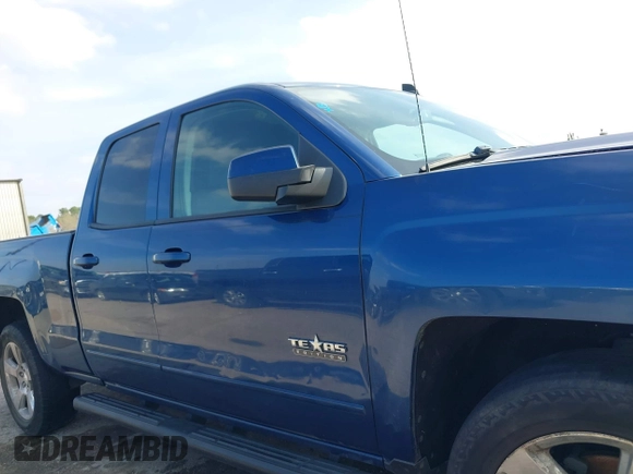 2015 Chevrolet Silverado 1500 LT with VIN 1GCRCREC2FZ297041, listed as a IAAI auction lot 41563446 with 186,163 mi miles. Bid and sale history available at carsss.com. Image 6.