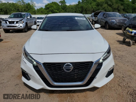 2021 Nissan Altima SV with VIN 1N4BL4DV2MN334672, listed as a Copart auction lot 52707795 with 67,969 mi miles and Salvage title. Bid and sale history available at DreamBid. Image 5.