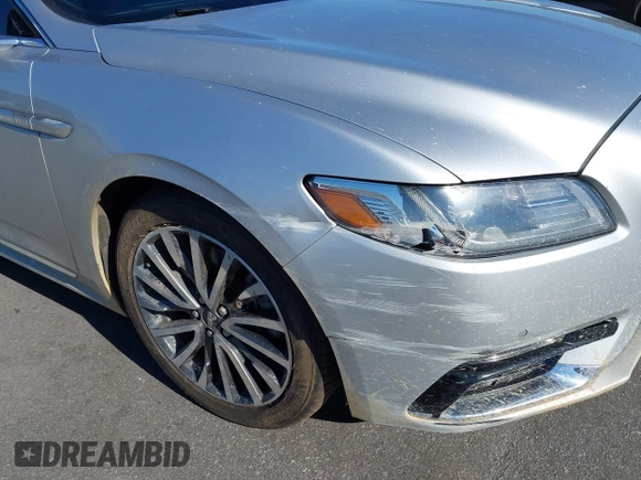 2018 Lincoln Continental Select with VIN 1LN6L9SKXJ5612470, listed as a IAAI auction lot 41350596 with 120,727 mi miles. Bid and sale history available at carsss.com. Image 18.