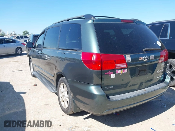 2004 Toyota Sienna XLE with VIN 5TDZA22C24S021779, listed as a IAAI auction lot 42091893 with 155,043 mi miles. Bid and sale history available at carsss.com. Image 3.