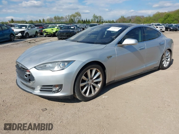 2012 Tesla Model S Performance with VIN 5YJSA1DP3CFP01348, listed as a IAAI auction lot 42185490 with 181,217 mi miles and . Bid and sale history available at DreamBid. Image 18.