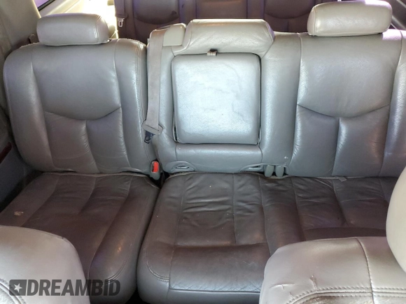2005 Chevrolet Suburban LS with VIN 3GNEC16Z35G186832, listed as a Copart auction lot 79968144 with 237,942 mi miles and Salvage title. Bid and sale history available at DreamBid. Image 10.