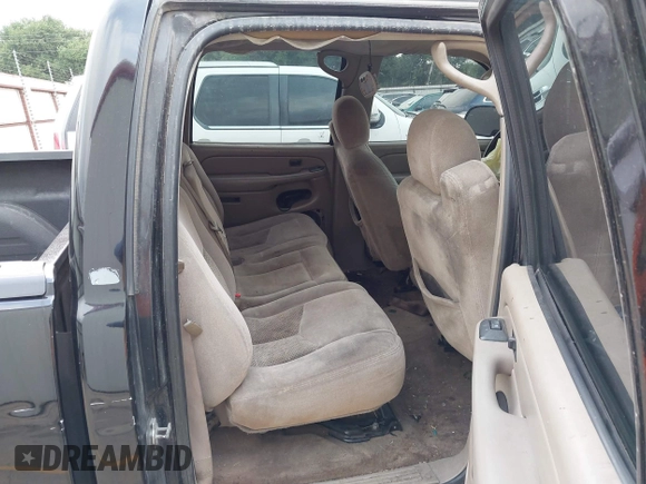 2005 Chevrolet Silverado 1500 LS with VIN 2GCEC13T151170050, listed as a IAAI auction lot 42066907 with 135,682 mi miles and . Bid and sale history available at DreamBid. Image 8.