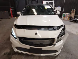 2018 Mercedes-Benz CLA 250 с VIN WDDSJ4GB0JN523159, выставлен на аукционе IAAI как лот 42055000 с пробегом 53 496 миль миль и . История ставок и продаж доступна на DreamBid. Изображение 6.