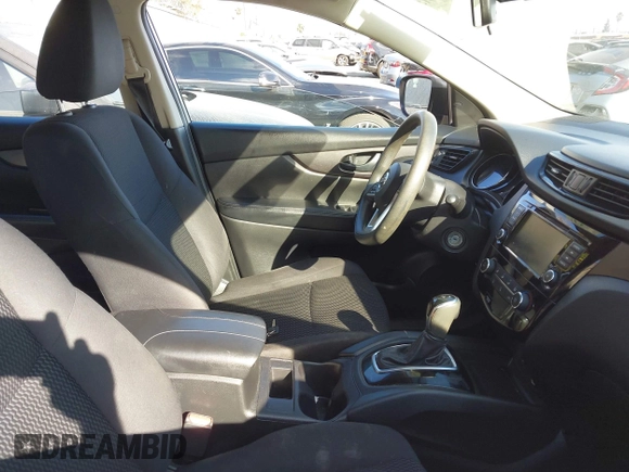 2019 Nissan Rogue S with VIN JN1BJ1CP9KW216226, listed as a IAAI auction lot 40509137 with 98,048 mi miles and . Bid and sale history available at DreamBid. Image 5.