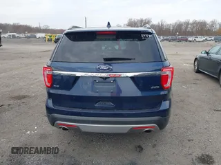 2017 Ford Explorer XLT with VIN 1FM5K8D86HGD80541, listed as a IAAI auction lot 40900499 with 128,179 mi miles and . Bid and sale history available at carsss.com. Image 17.