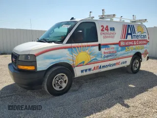 2020 GMC Savana Cargo Van with VIN 1GTW7AFP1L1148544, listed as a Copart auction lot 77503334 with 125,497 mi miles and Clean Title. Bid and sale history available at carsss.com. Image 1.