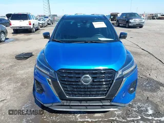 2021 Nissan Kicks SR with VIN 3N1CP5DV3ML561218, listed as a IAAI auction lot 41691829 with 99,361 mi miles. Bid and sale history available at carsss.com. Image 12.