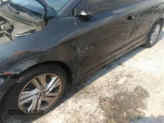 2020 Hyundai Elantra Value Edition z VIN 5NPD84LF0LH553563, wystawiony jako IAAI lot #40065800 z przebiegiem 126 466 mil mil oraz . Historia ofert i sprzedaży dostępna na DreamBid. Obrazek 6.