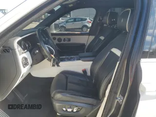 2020 Rolls-Royce Cullinan z VIN SLATV4C00LU202245, wystawiony jako Copart lot #53094575 z przebiegiem 30 809 mil mil oraz Szkody całkowita. Historia ofert i sprzedaży dostępna na DreamBid. Obrazek 7.