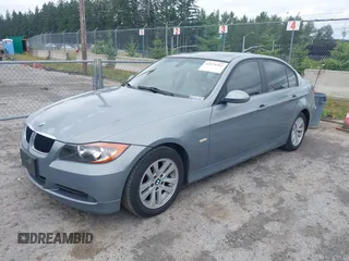 2007 BMW 3 Series 328i with VIN WBAVC53577FZ81305, listed as a IAAI auction lot 42575262 with 76,398 mi miles and . Bid and sale history available at DreamBid. Image 2.