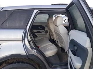 2013 Land Rover Range Rover Evoque Pure Premium z VIN SALVR2BG2DH707604, wystawiony jako IAAI lot #41199994 z przebiegiem 115 922 mil mil oraz . Historia ofert i sprzedaży dostępna na DreamBid. Obrazek 8.