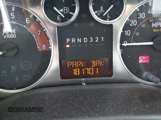 2006 Hummer H3 with VIN 5GTDN136468183933, listed as a IAAI auction lot 42109785 with 181,701 mi miles. Bid and sale history available at carsss.com. Image 7.