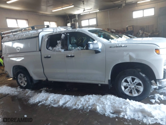 2021 Chevrolet Silverado 1500 Work Truck with VIN 1GCRYAEH2MZ299187, listed as a IAAI auction lot 41315157 with 97,272 mi miles. Bid and sale history available at carsss.com. Image 13.
