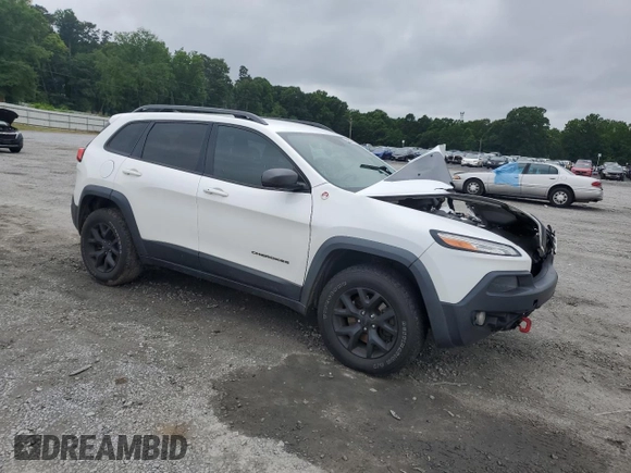 2018 Jeep Cherokee Trailhawk с VIN 1C4PJMBB8JD532673, выставлен на аукционе Copart как лот 58537105 с пробегом 185 827 миль миль и Списание • Salvage title. История ставок и продаж доступна на DreamBid. Изображение 4.