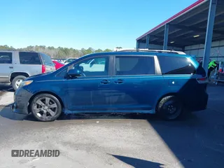 2011 Toyota Sienna SE with VIN 5TDXK3DC3BS115626, listed as a IAAI auction lot 41597769 with 252,135 mi miles. Bid and sale history available at carsss.com. Image 14.